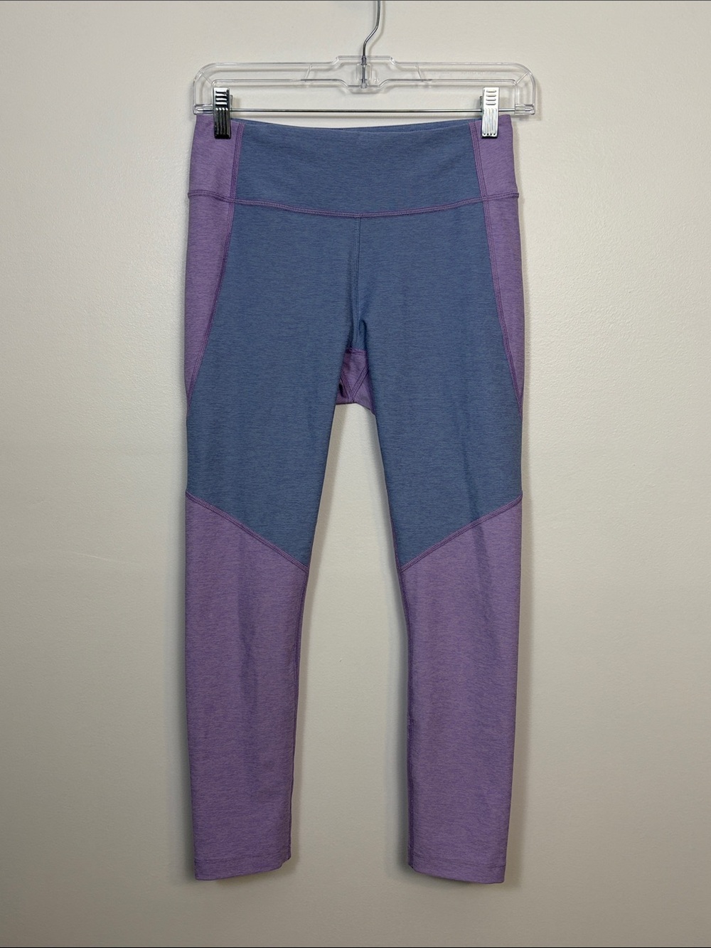 Outdoor Voices Women’s Small Purple Color-block 7/8 Athletic Leggings Stretch